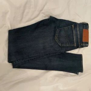 Tiger of sweden jeans - Riktigt feta Tiger Of Sweden Jeans i riktigt bra skick i storlek 30!!