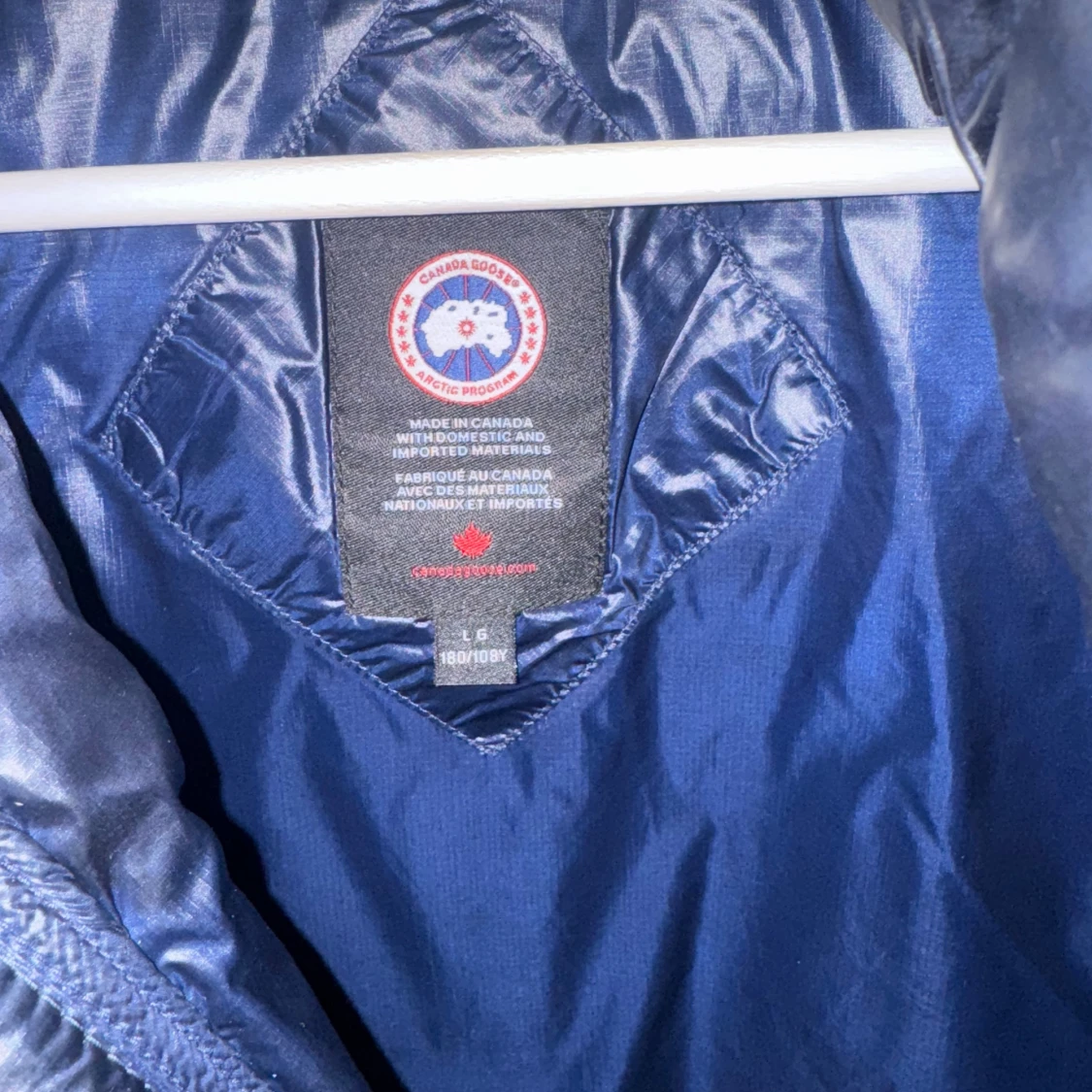 Mörkblå dunväst från Canada Goose - 2