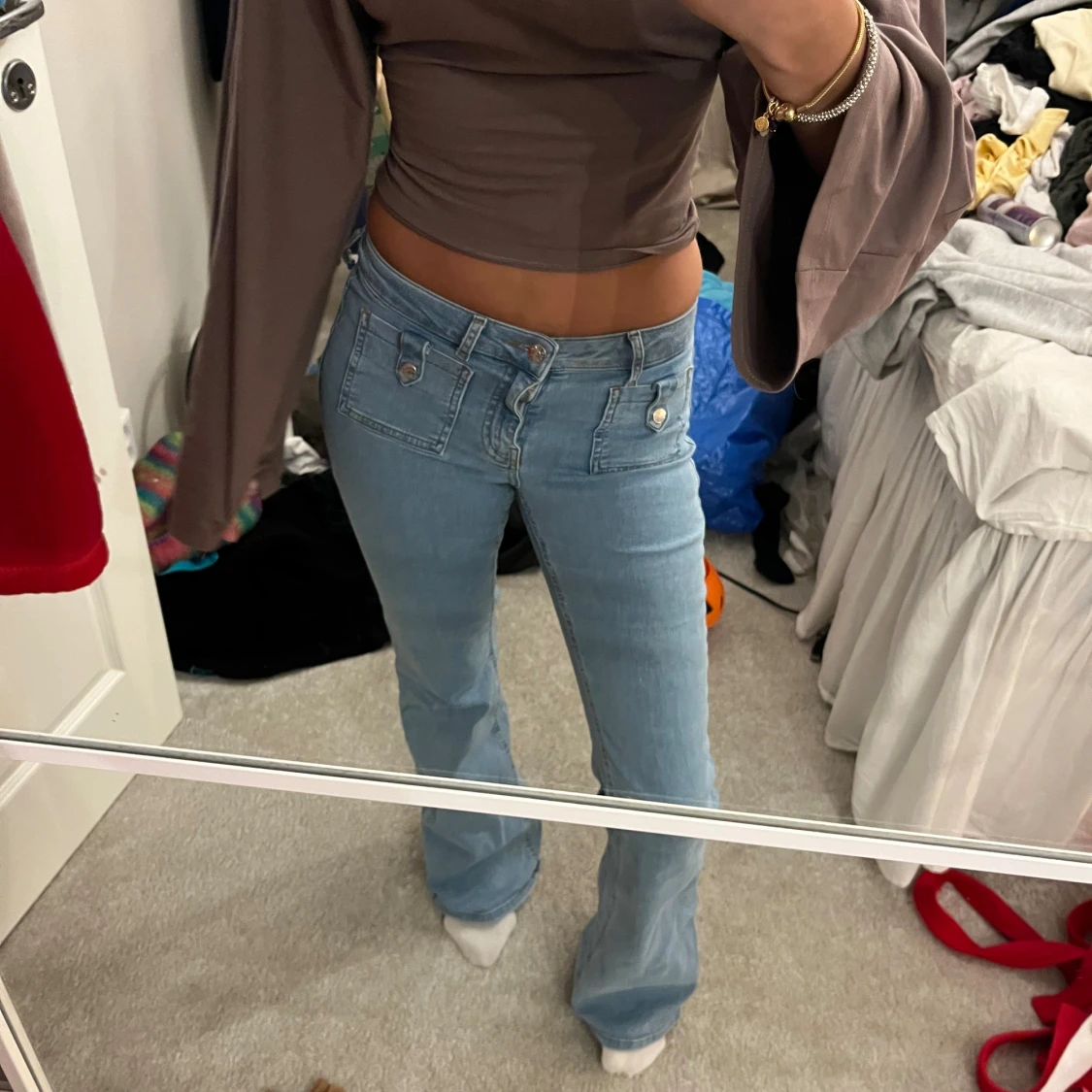 Lågmidjade bootcutjeans - 1