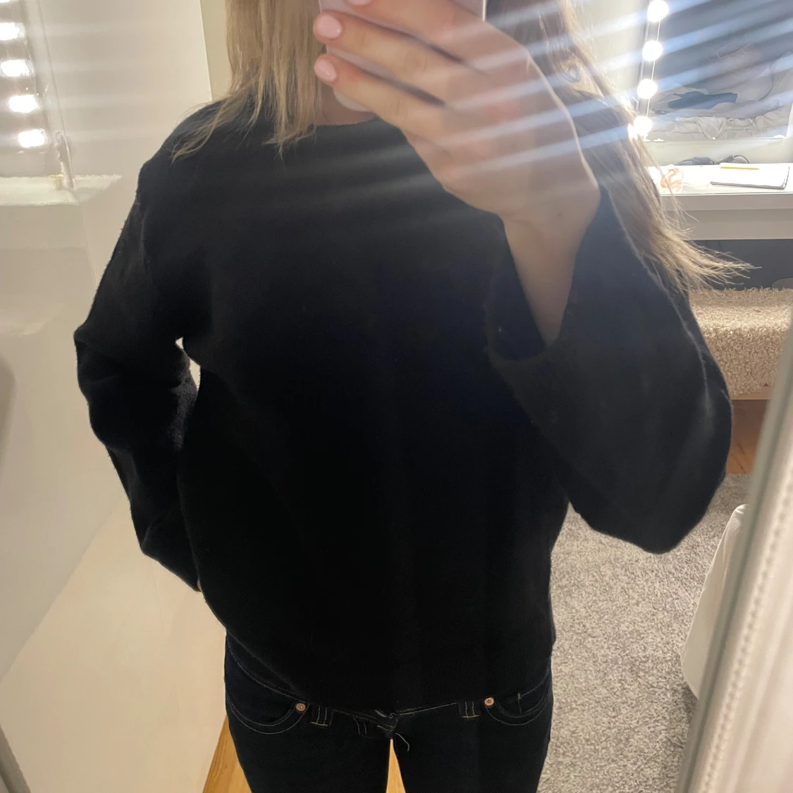 Svart stickad tröja - 2