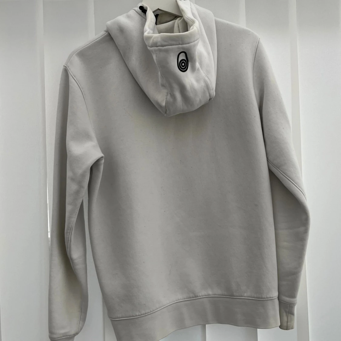 Vit hoodie från Sail Racing med dragkedja - 1