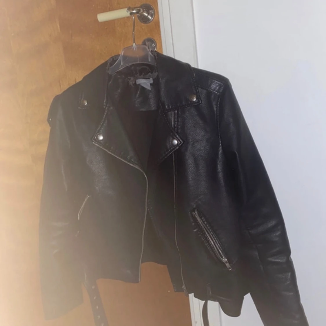 Svart skinnjacka  - 2