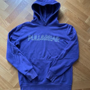 Hoodie - Hoodie från pull&bear