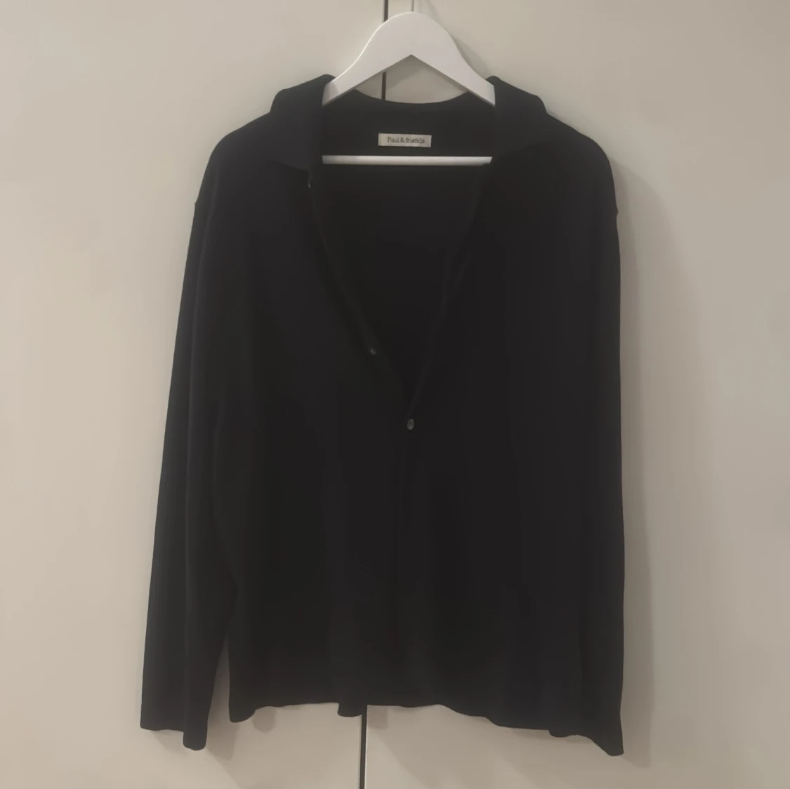 Marinblå cardigan  Paul & friends