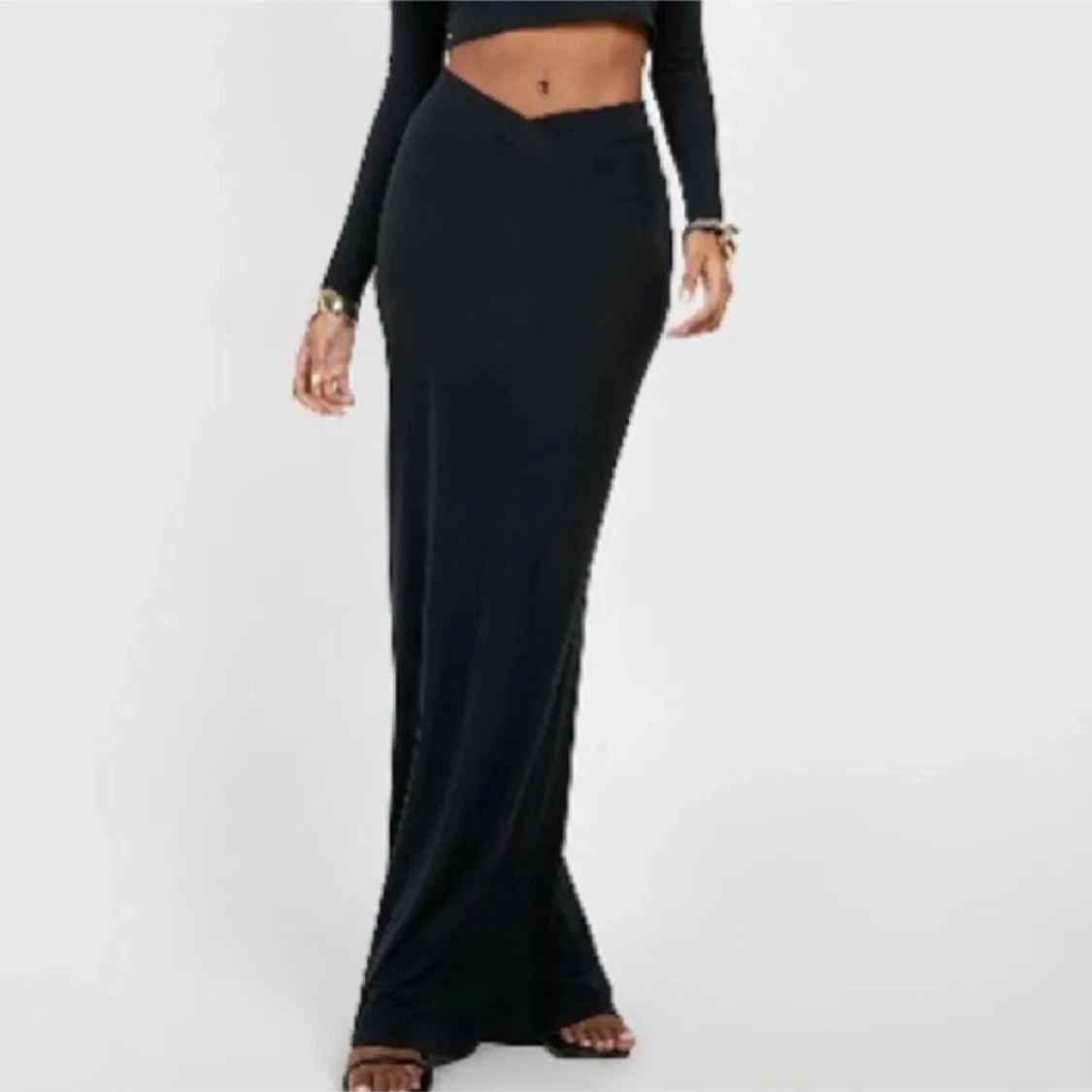 Svart set med långkjol - 4