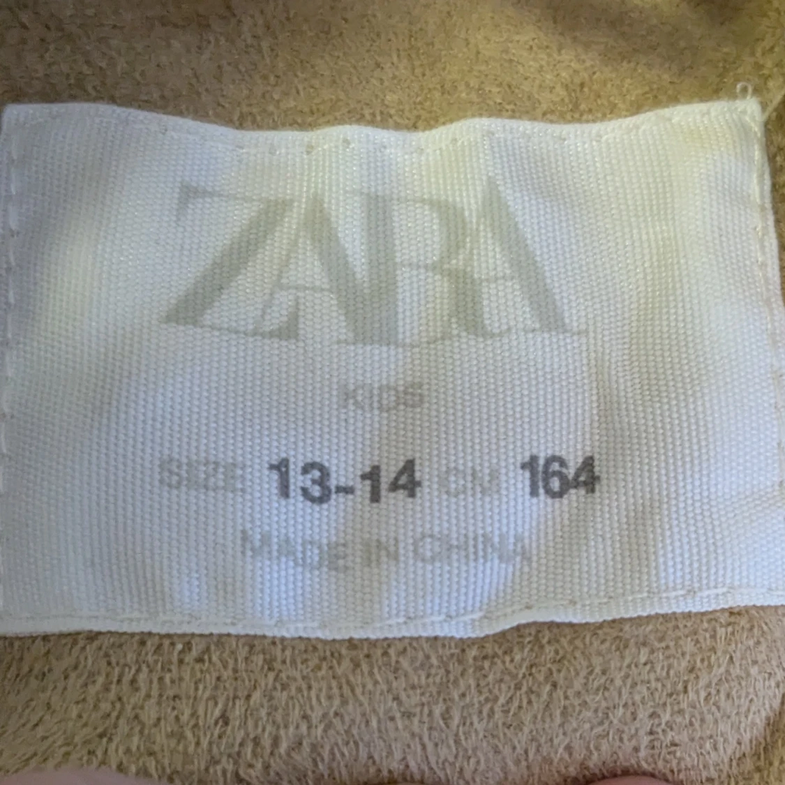 Beige teddyjacka från Zara - 3