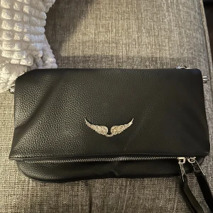 Zadig & Voltaire väska - Ny Zadig & Voltaire väska. Köpte här på Plick men har inte använt den. 