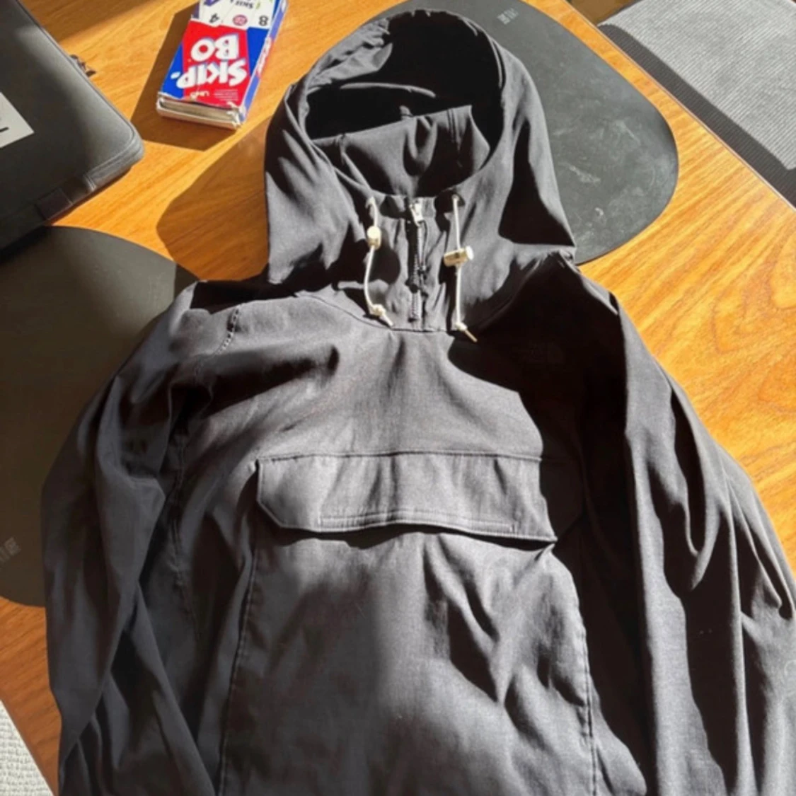 Svart vindjacka från The North Face - 1