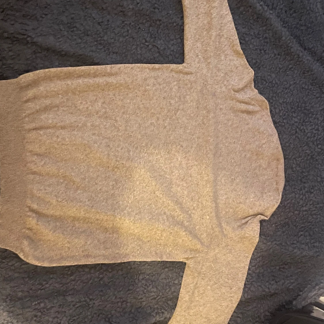 Beige stickad tröja från Oscar Jacobson  - 1