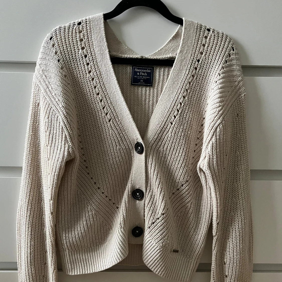 Beige kofta från Abercrombie & Fitch - 1