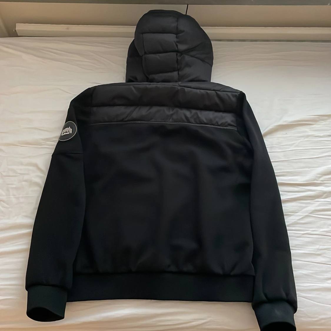 Svart pufferjacka Supply & Demand M - 3