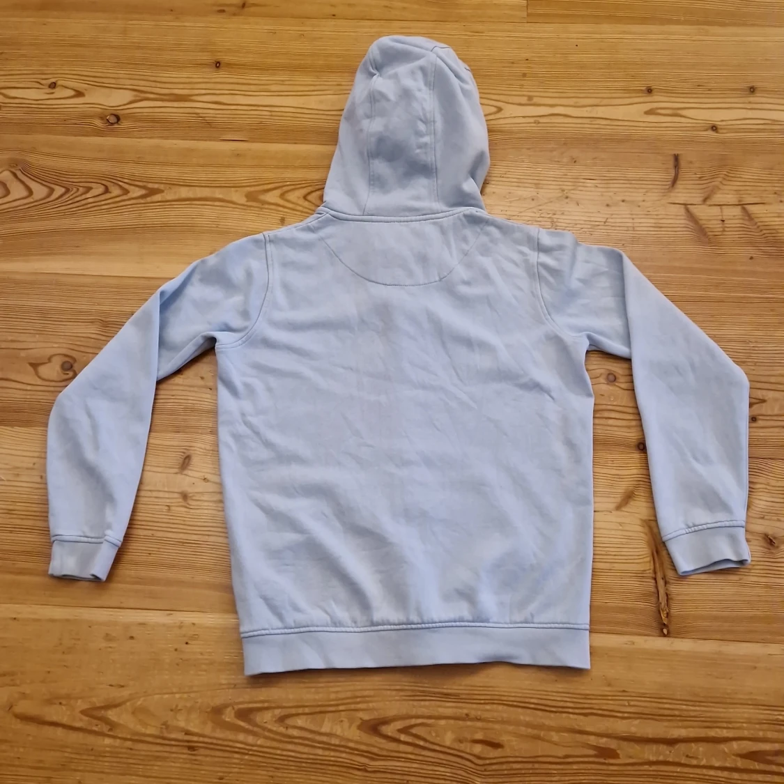 Ljusblå hoodie från Lyle & Scott - 2