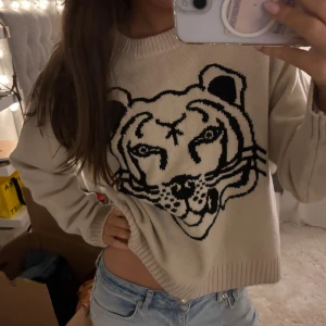 Kenzo tröja  - Superbil kenzo tröja!!