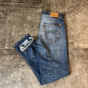 Selvedge Nudie Jeans - Steady Eddie || - Tja! säljer mina riktigt snygga selvedge nudie, strlk lappen är avklippt men sitter som 29/32👏