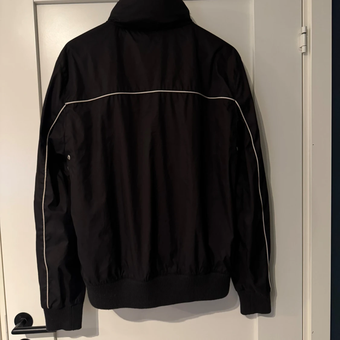 Svart vindjacka från Boomerang - 1