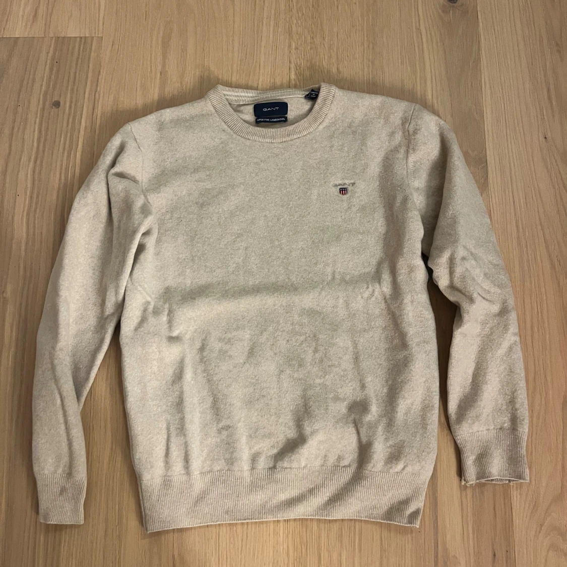 Beige ulltröja från GANT