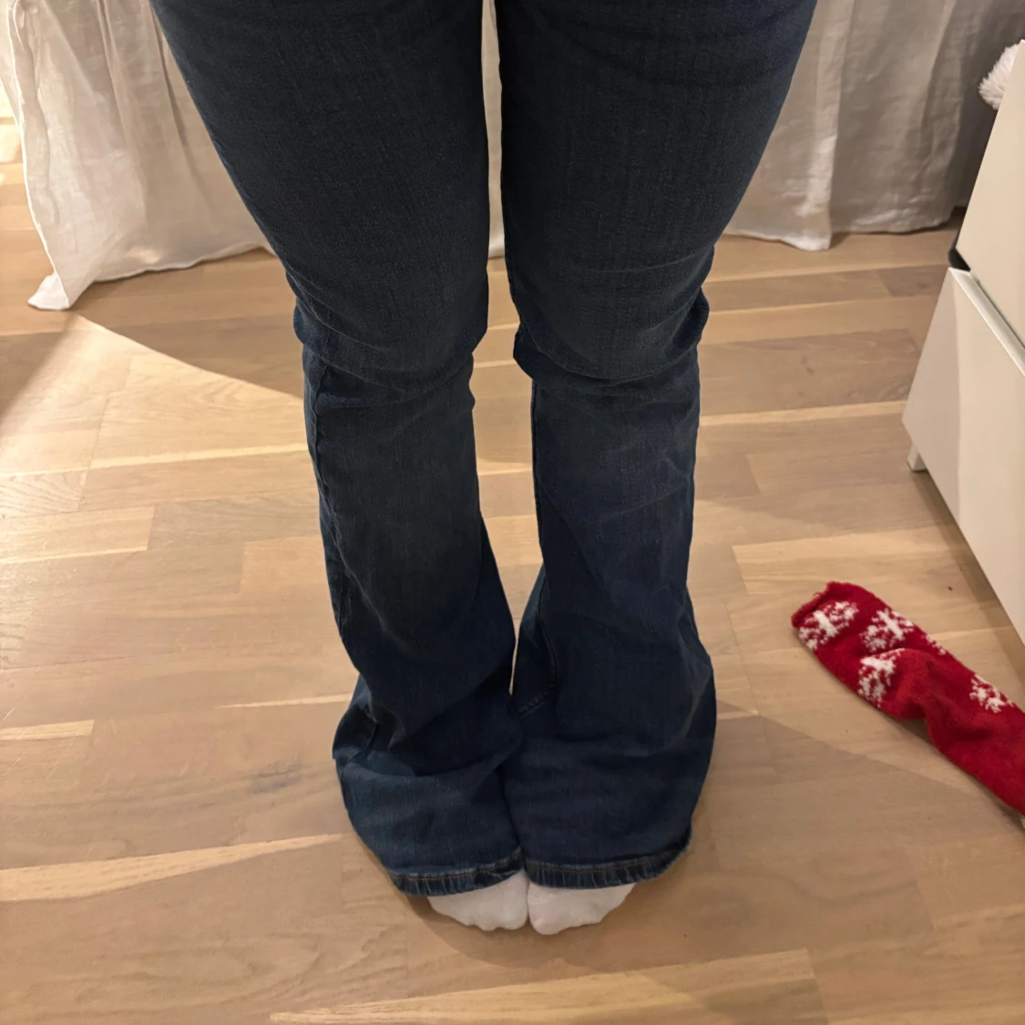 lågmidjade bootcut jeans - 1