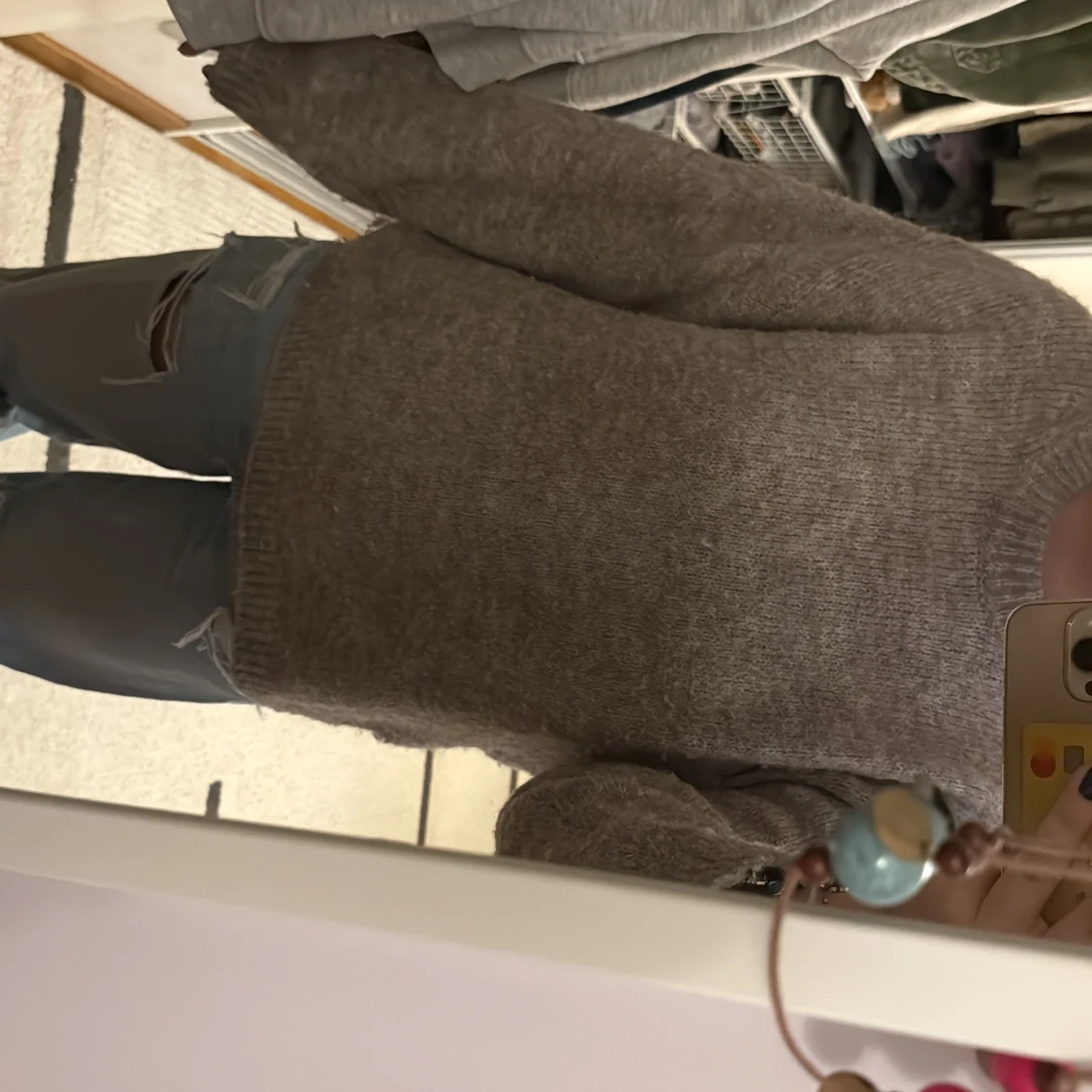 Beige stickad tröja från Gina tricot 