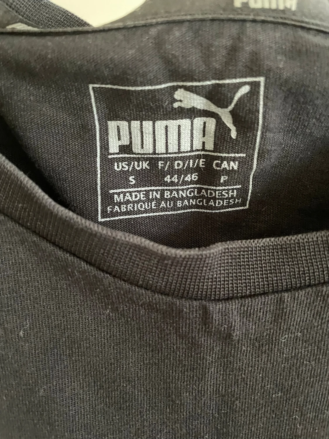 Svart Puma t-shirt med logga - 2