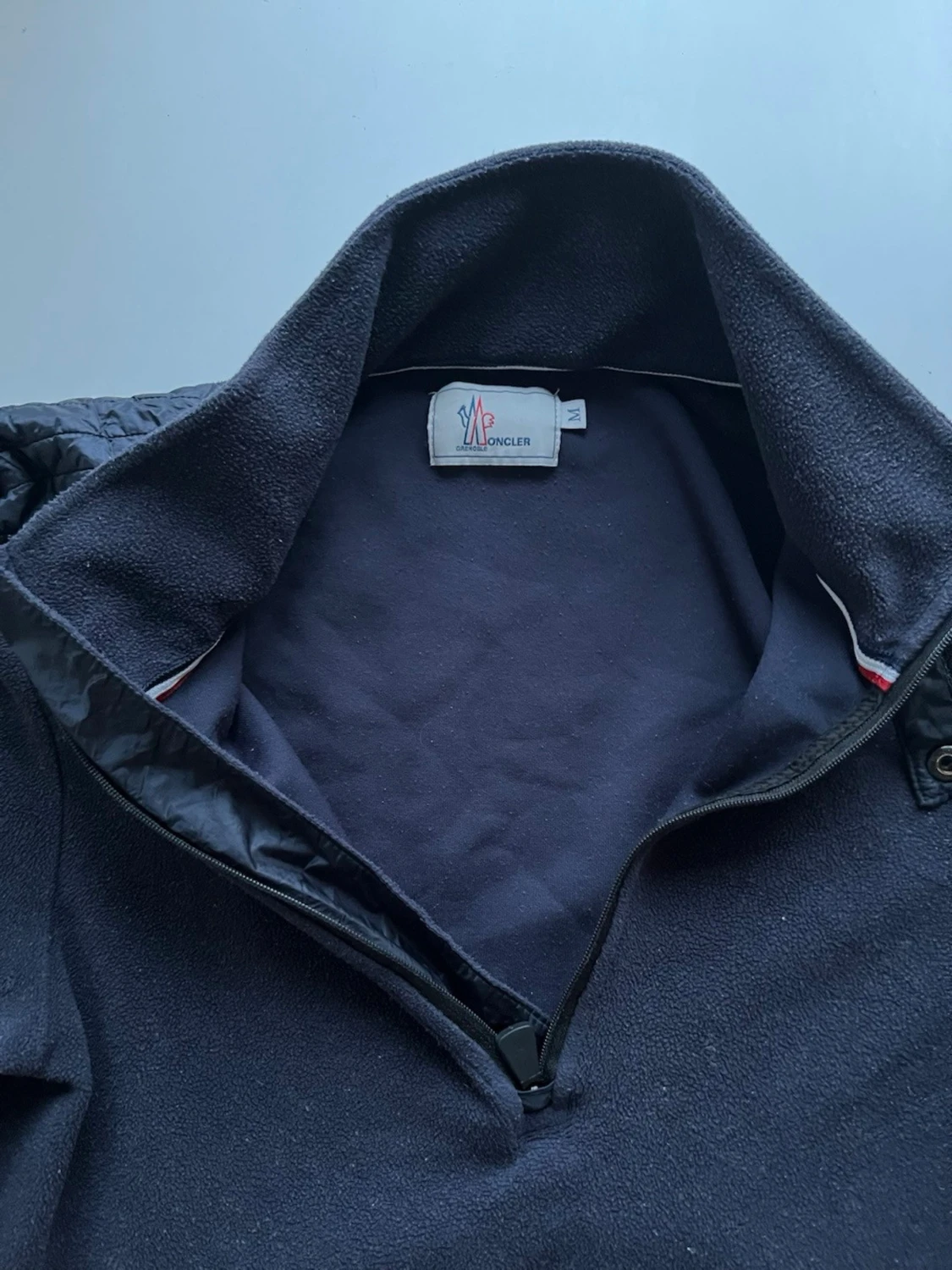 Mörkblå fleece tröja från Moncler - 1