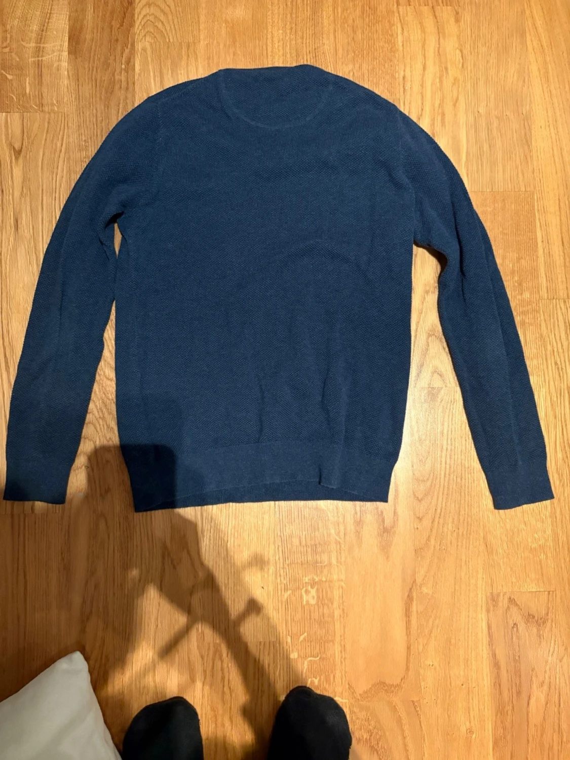 Mörkblå tröja från GANT - 1