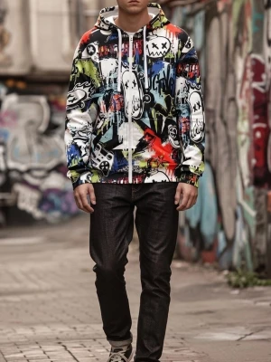 Färgstark graffiti hoodie med dragkedja - Säljer en hoodie med grymt färgstarkt graffiti-inspirerat tryck i blått, rött, grönt, svart och vitt. Hoodien har hel dragkedja, huva med snörning och coola tecknade motiv som sprayburkar och spelkontroller. Polyester. Perfekt för dig som vill sticka ut i mängden.