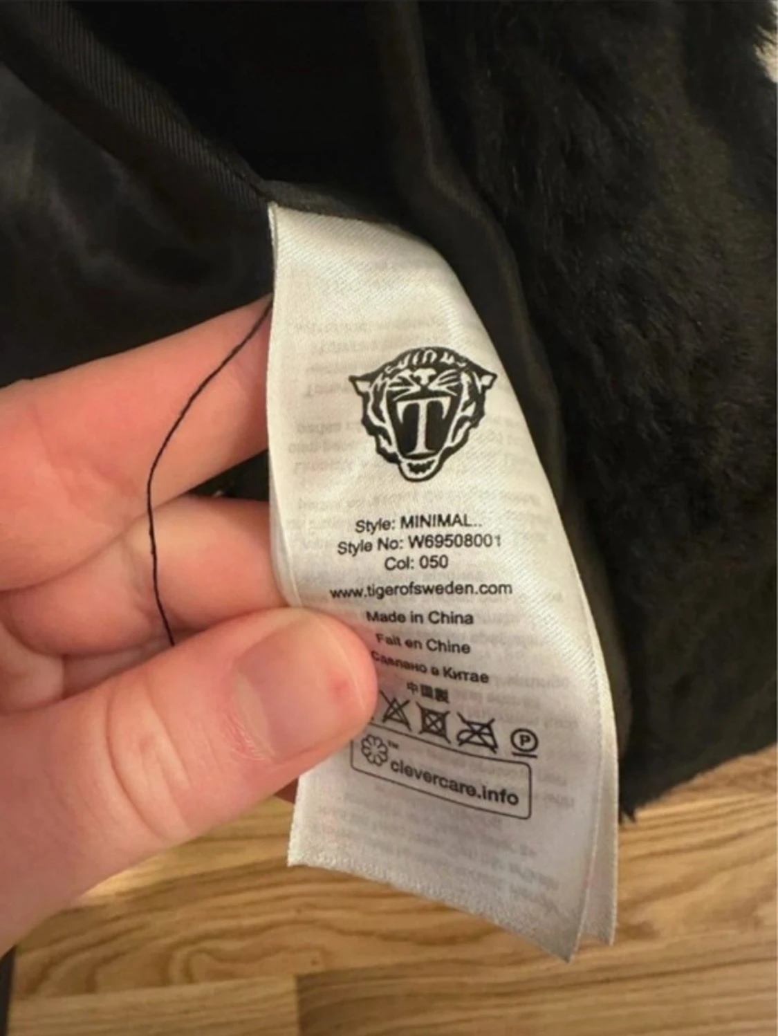 Svart fuskpälsjacka med krage stl S - 2