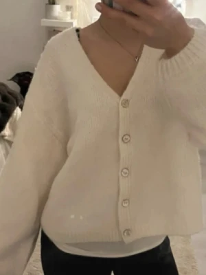 Kofta - Från gina. Bra skcik. M för en oversized look:)