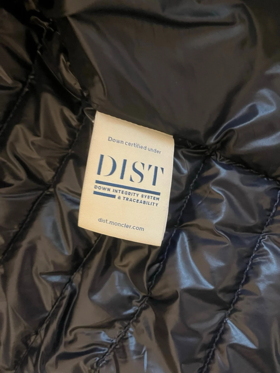Moncler pufferjacka strl 3 - 4