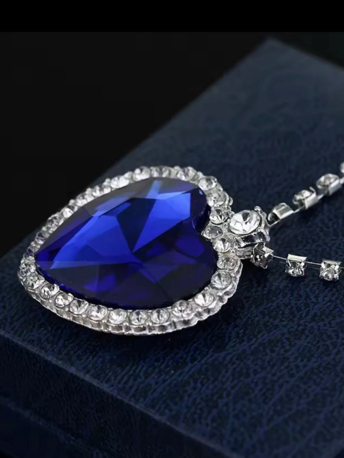 💙Nytt lyxigt Blått hjärthalsband💙 Titanic halsband med presentpås Stor berlock 💙 - 1