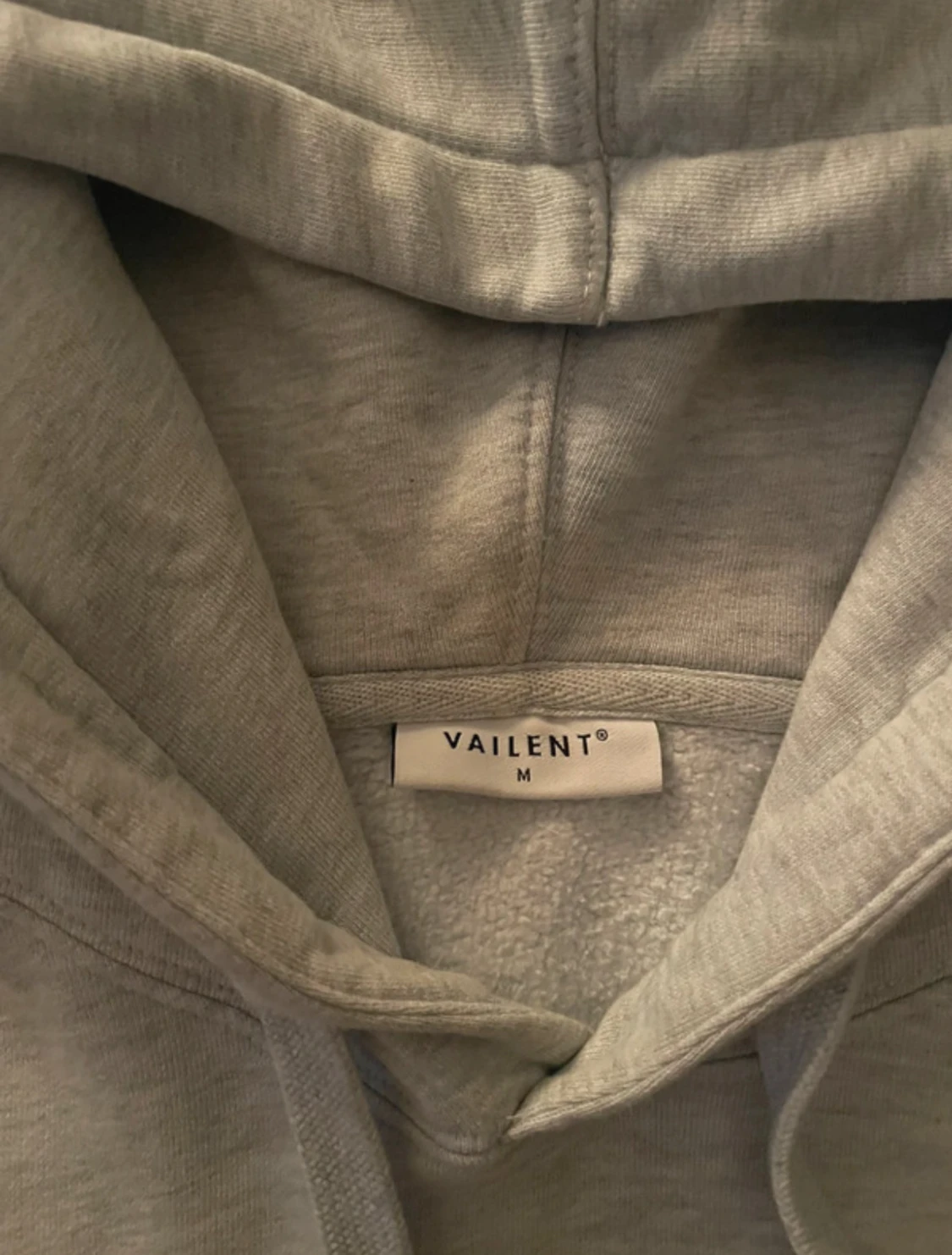 Grå hoodie från Vailent  - 3