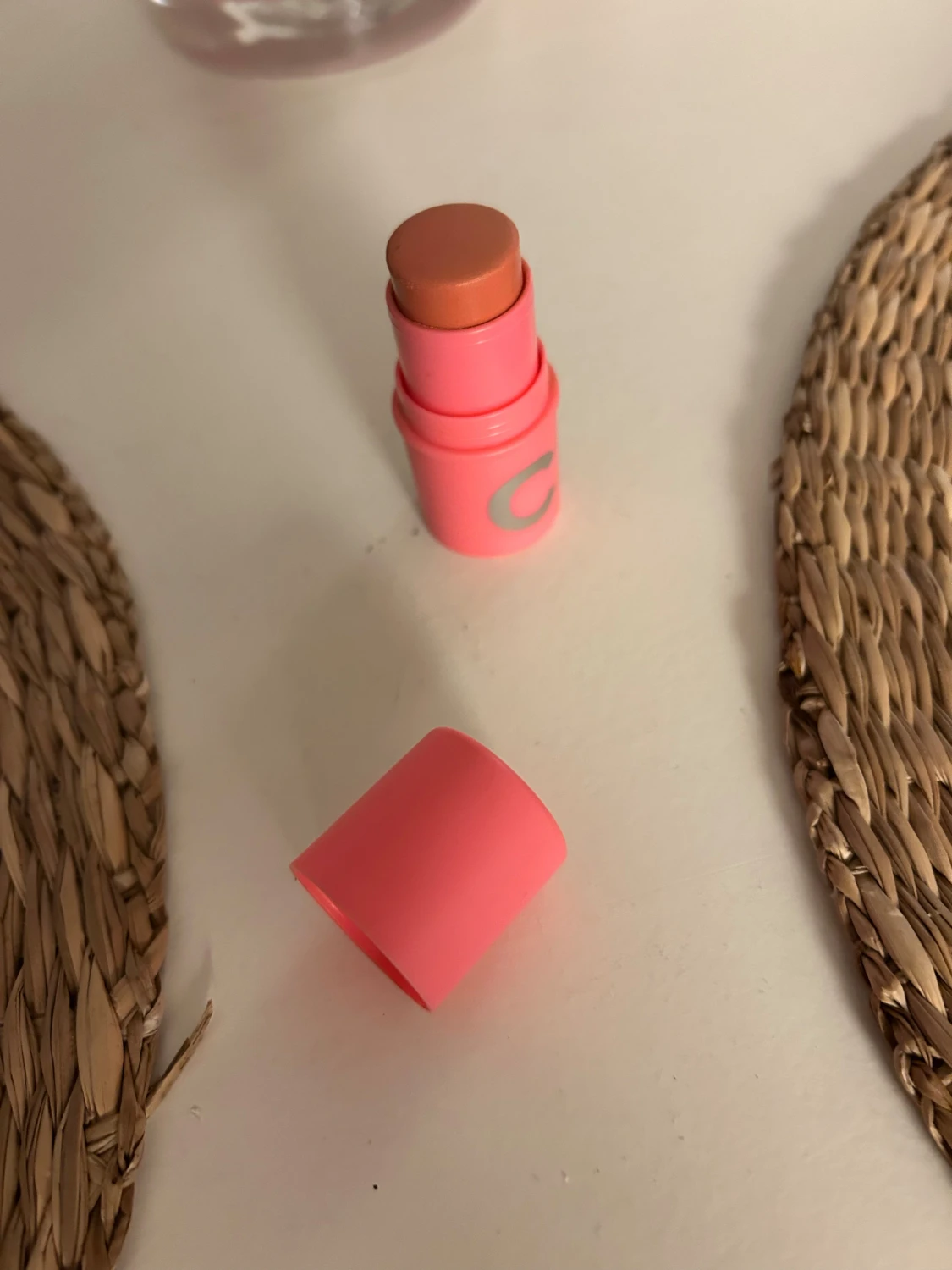 CAIA Rouge Stick cupcake  - 2