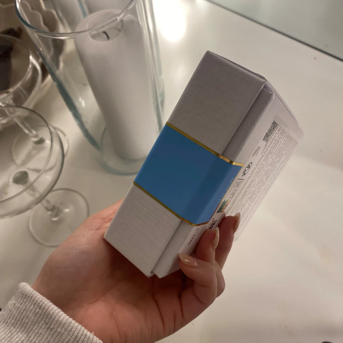 Bianco Latte Parfym Oöppnad  - 2