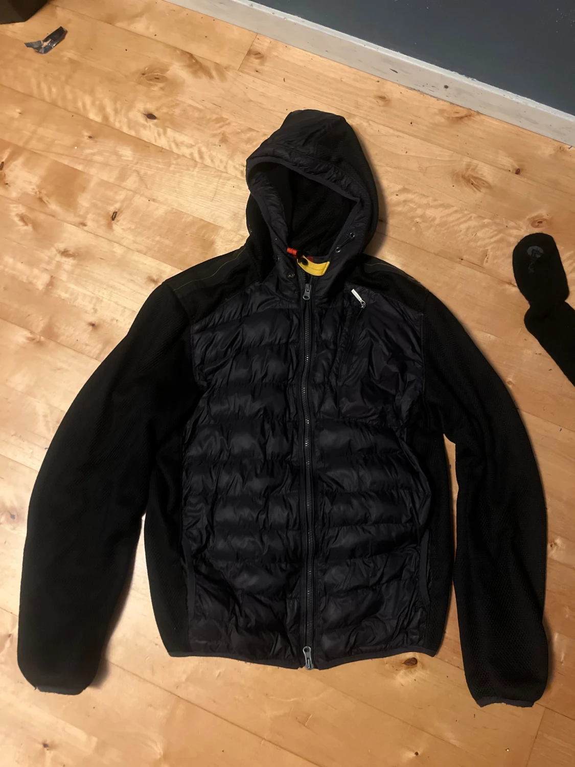 Svart pufferjacka från Parajumpers