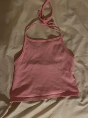 Linne - Sött linne använt 2 gånger skriv om nu har några frågor 😊