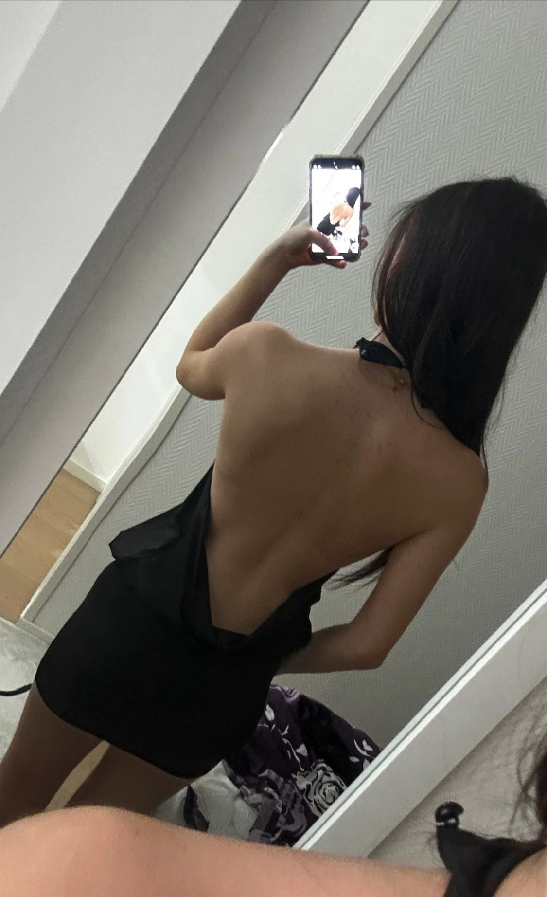 Halterneck & öppen rygg - 1