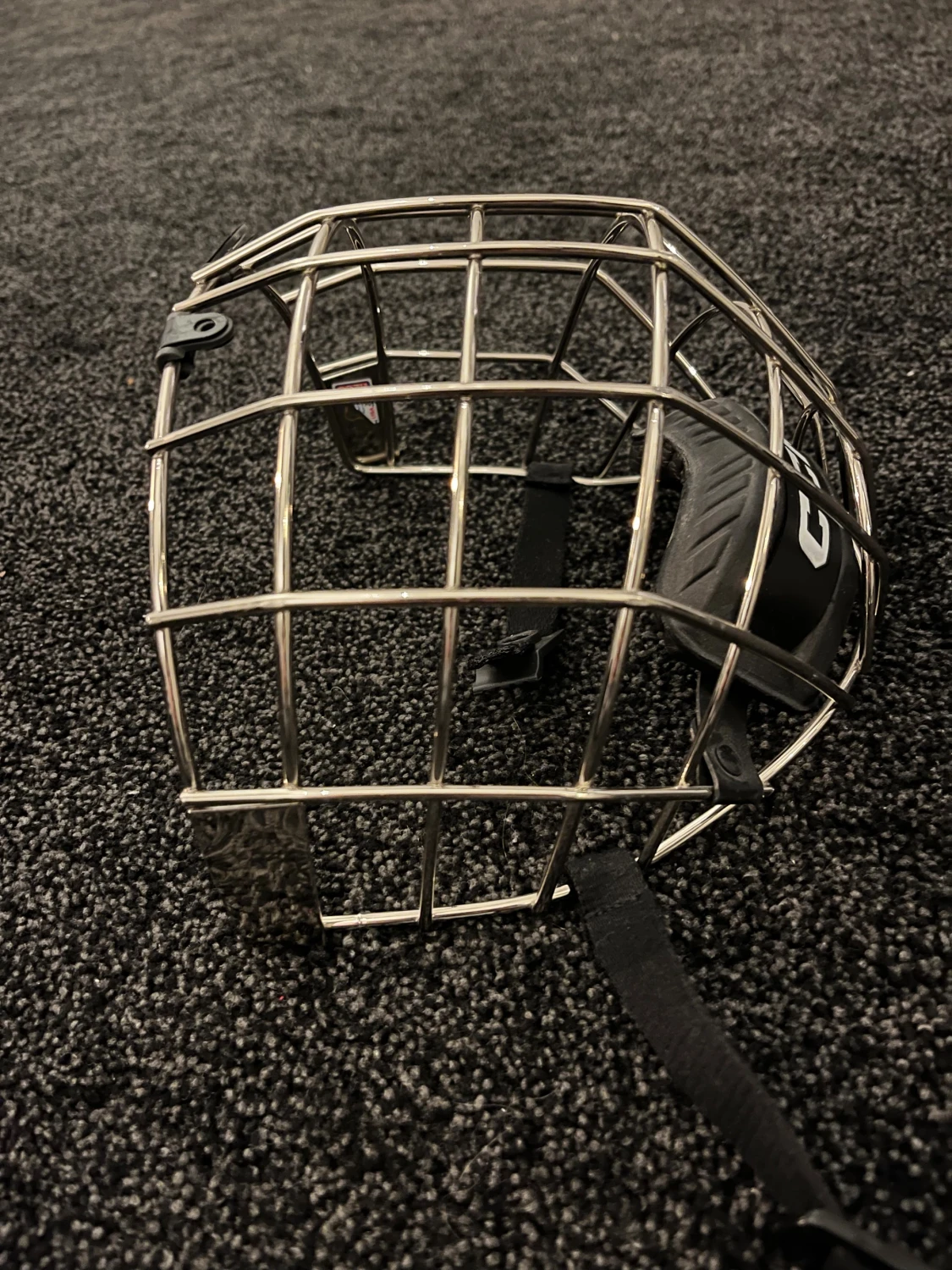 CCM hockeygaller i silver - 2