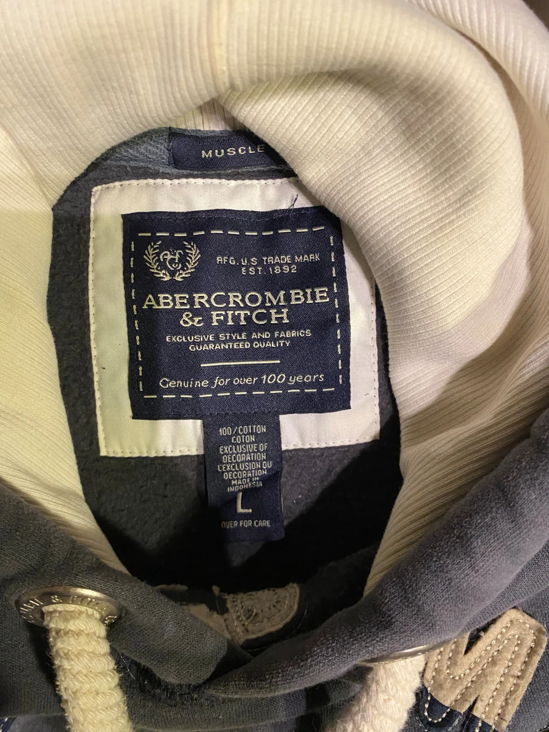 Abercrombie & Fitch Hoodie - 3