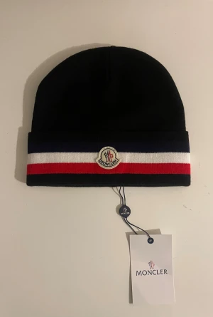 Fet mössa - Mössa som är i nytt skick 