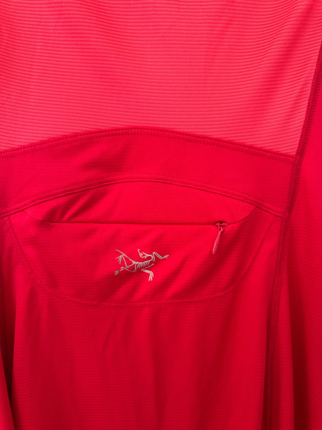 Röd sportklänning från Arc'teryx - 5