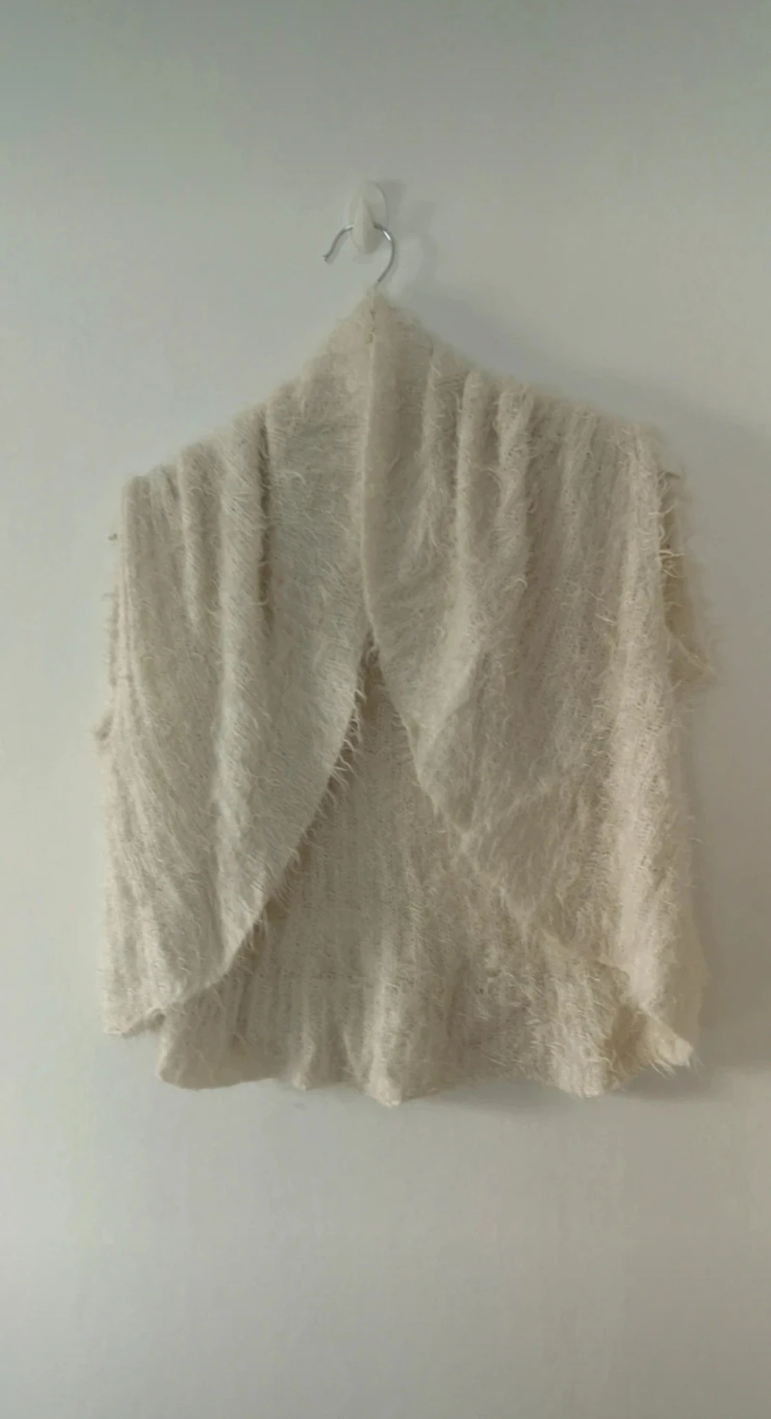 Vit lätt fluffig kofta - 1