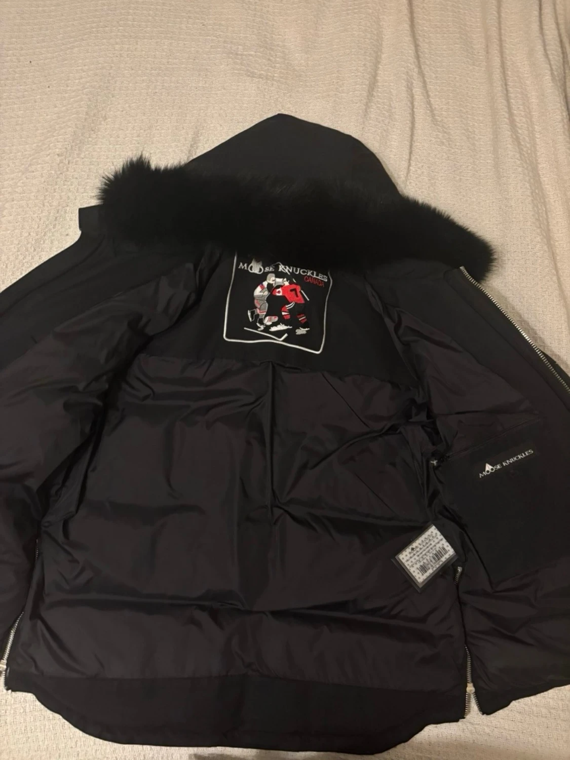 Svart dunjacka från Moose Knuckles - 2