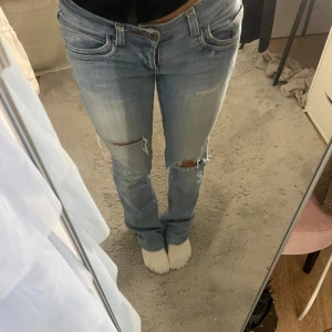 Jeans från only - Säljer ett par ljusblå jeans från only💕 kom priv för frågor