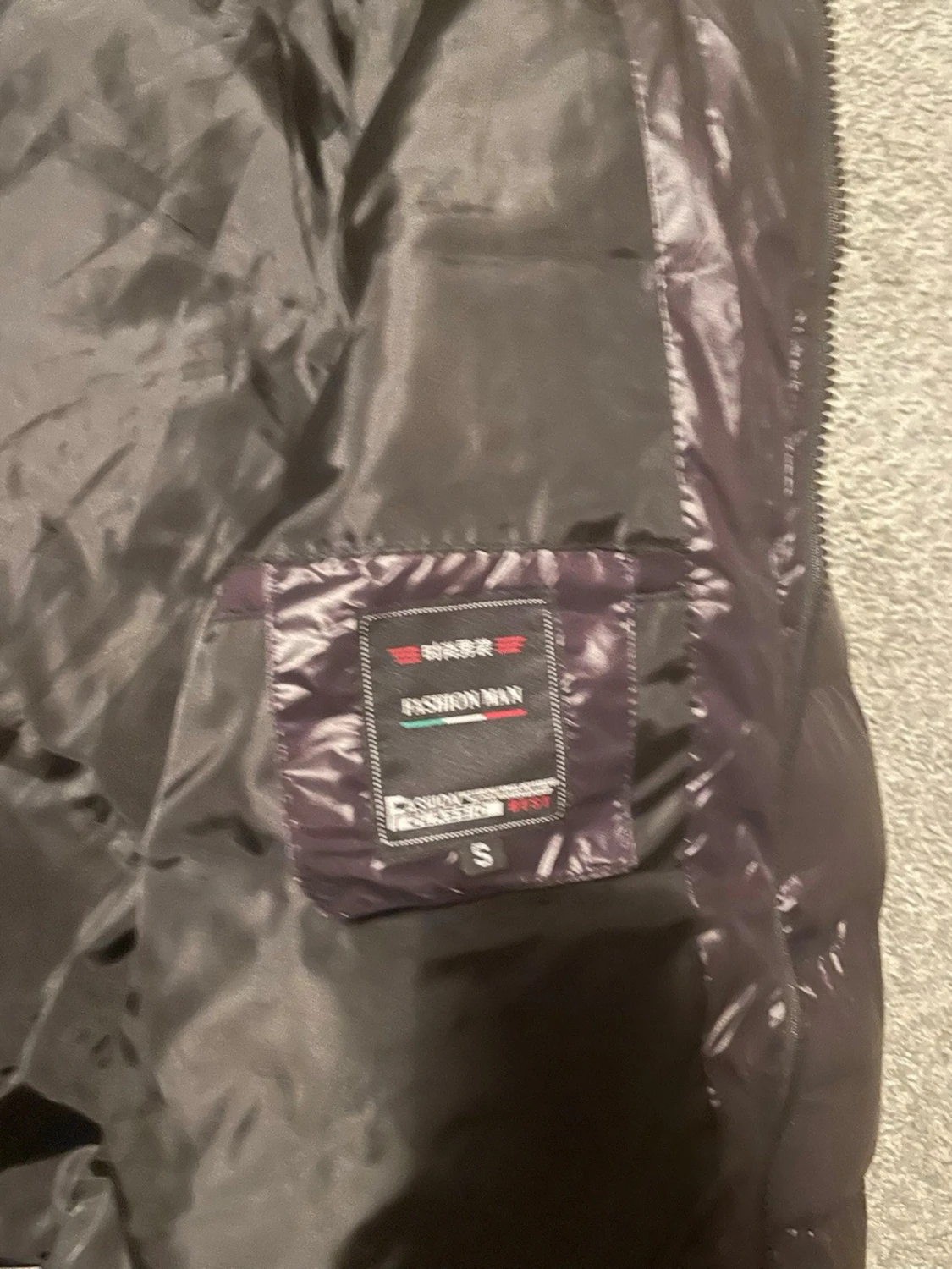 Svart pufferjacka SHEIN  - 1