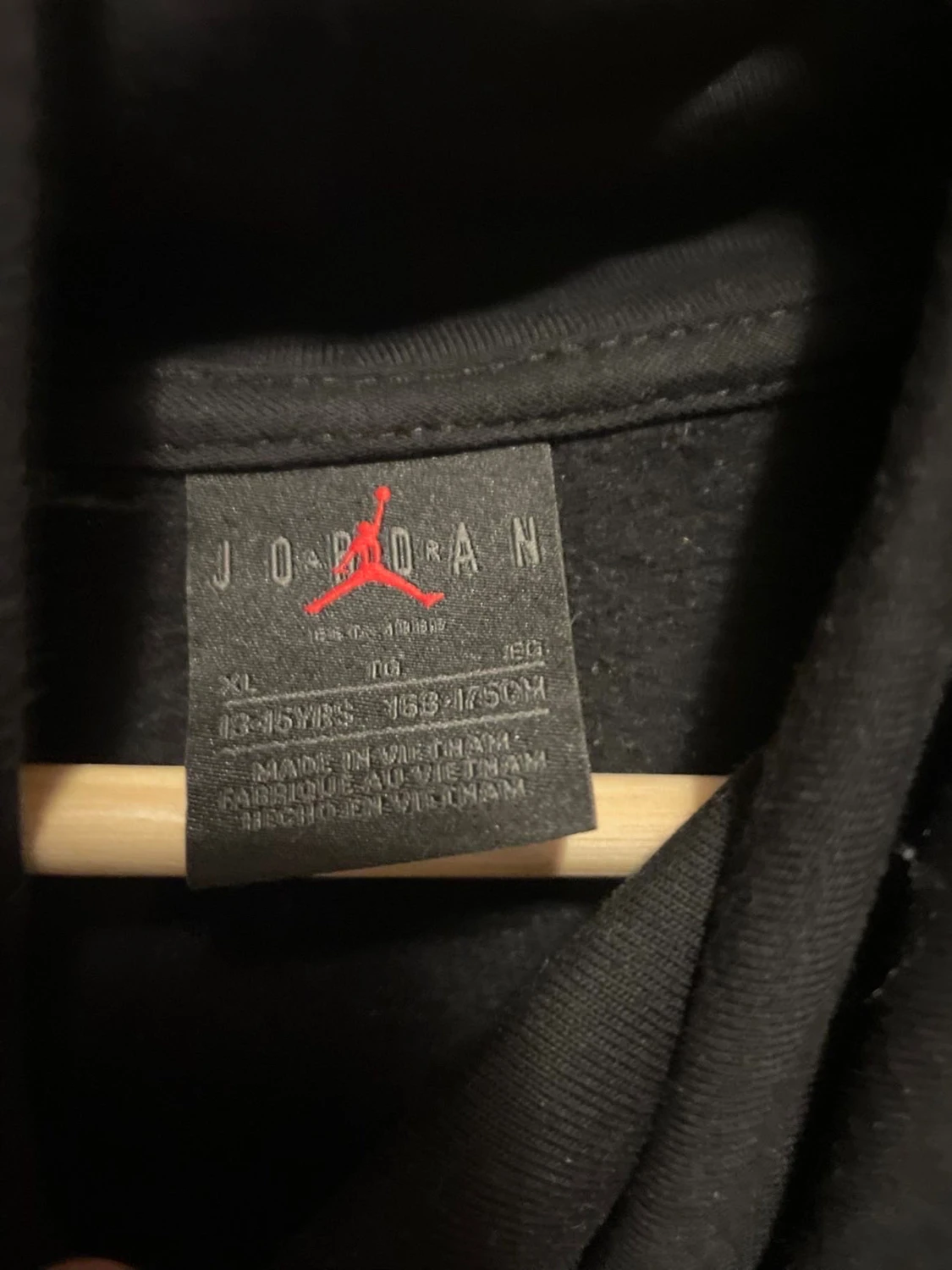 Svart Jordan Hoodie - 1