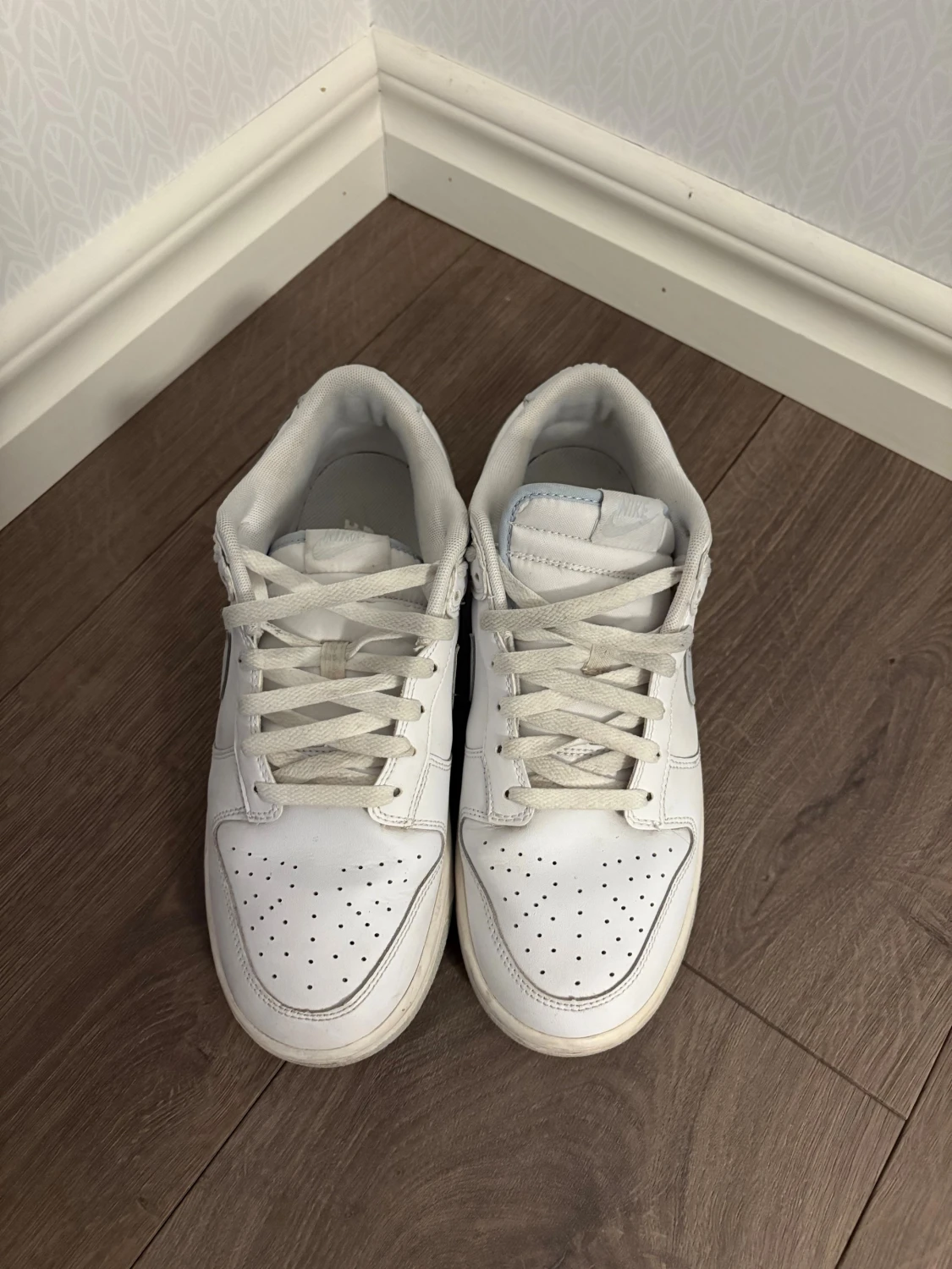 Nike Dunk Low vit/grå, stl 43 - 1