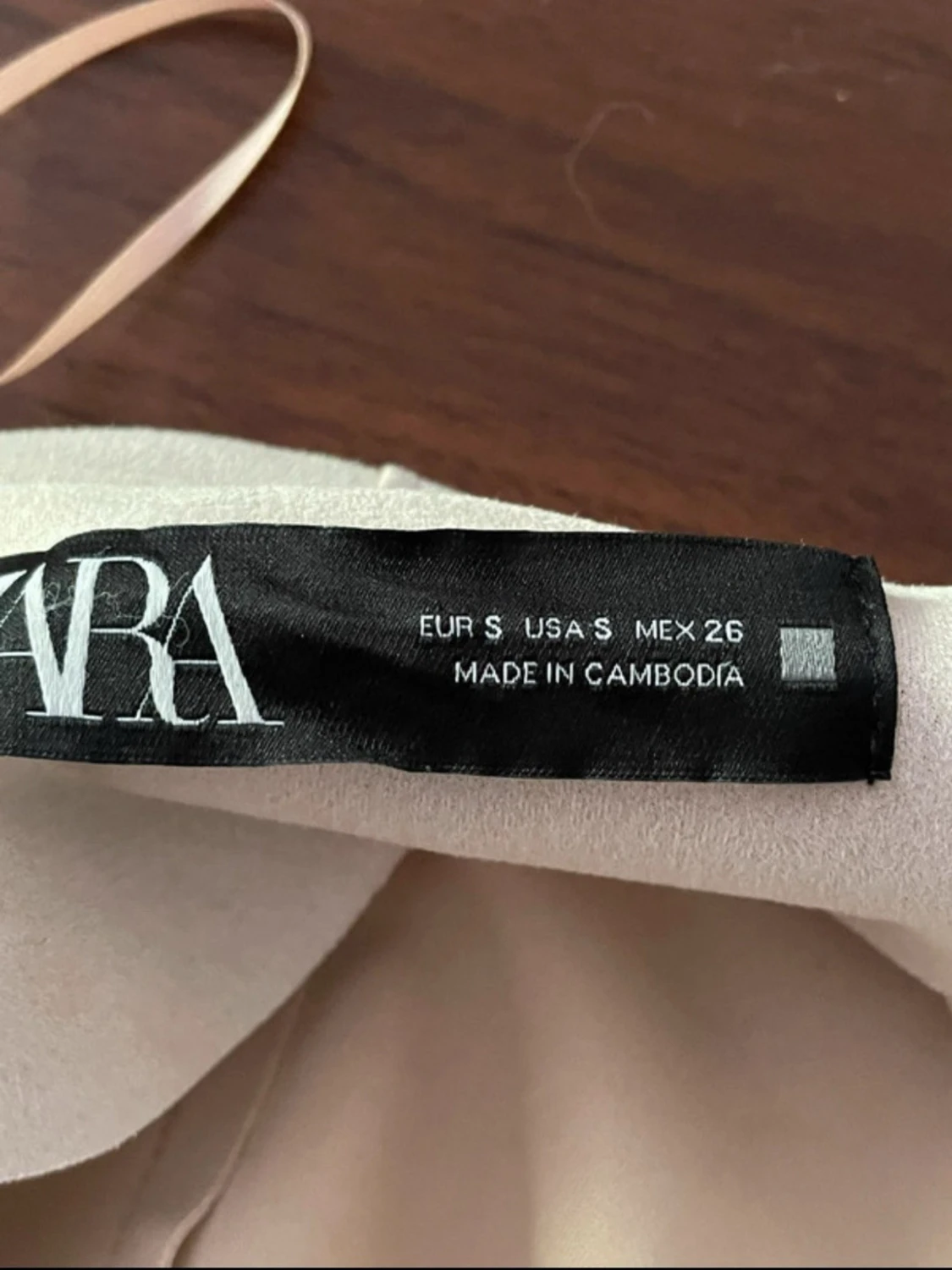 Beige halvtunn kappa i faux mocca från Zara med fransar - 2