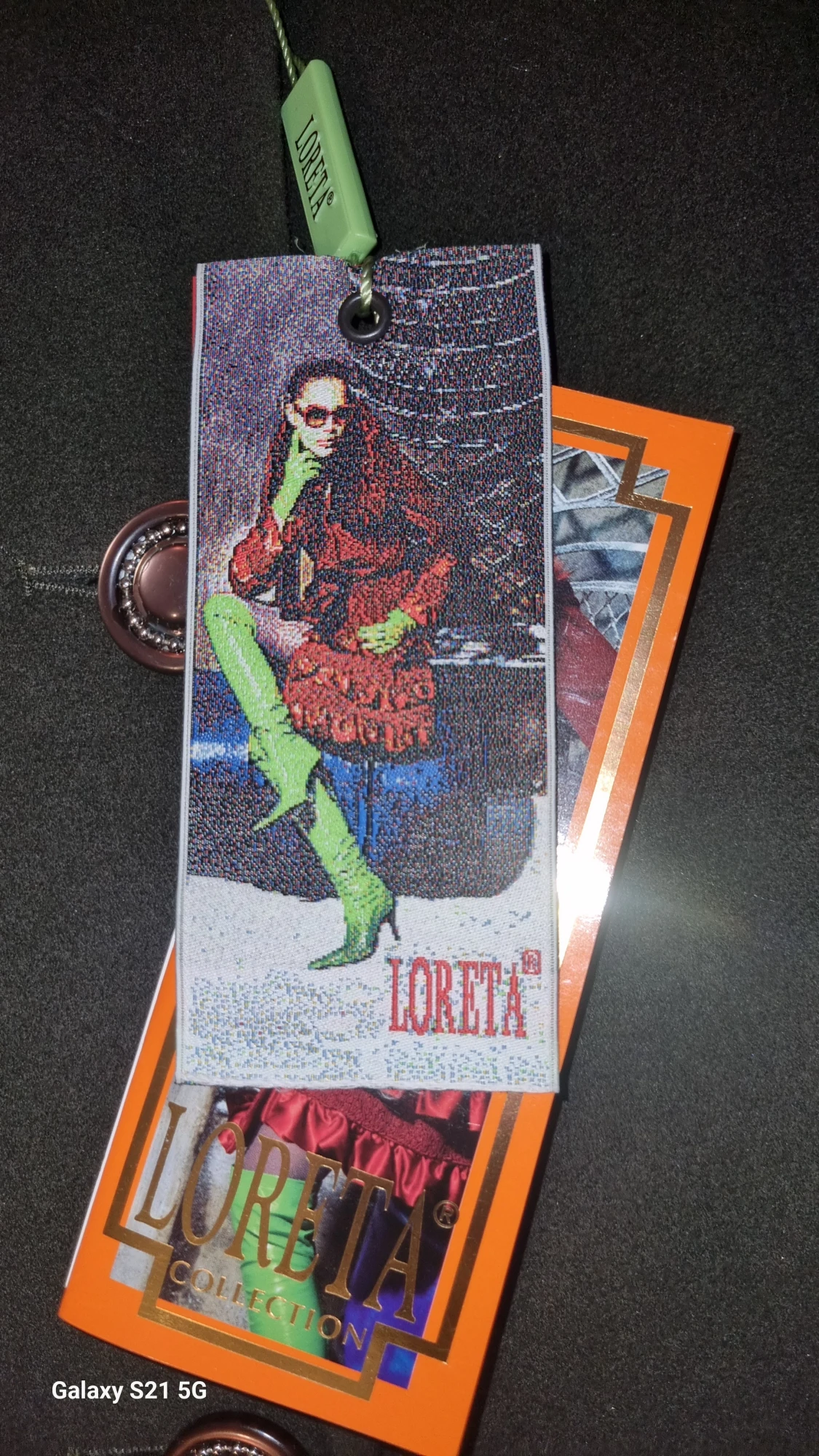 Mörkgrön kappa från Loreta Collection - 1