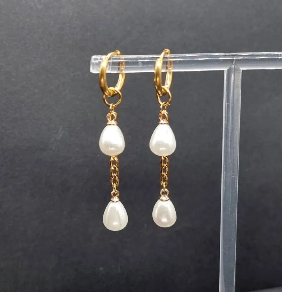 Handgjorda örhängen med pärldroppar  - 1