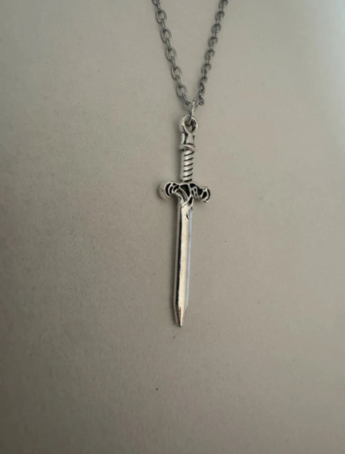 Silverhalsband mindre svärd - 1